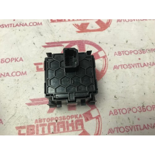Електрокоректор фар Renault Trafic III 1.6DCI 2014-2021 251900567R